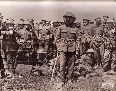106472 großes Original Propaganda Foto "englische Kriegsgefangene" 1. Weltkrieg