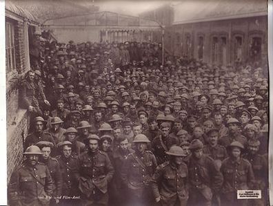 106406 großes Original Propagandafoto "Englische Gefangene" 1. Weltkrieg