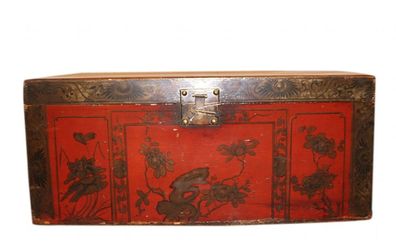 Traditionell bemalte Asia Truhe antik 90j. Restauriert
