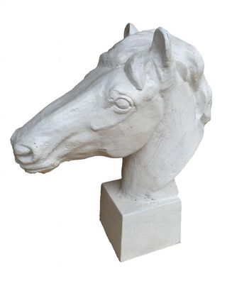 Klasssische Skulptur Pferdeportraet auf Standfuss Gusseisen antikweiss
