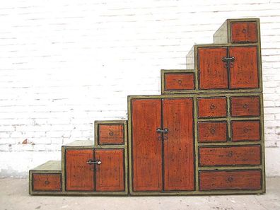 Treppen-Kommode Gruen Orange 180 cm lang