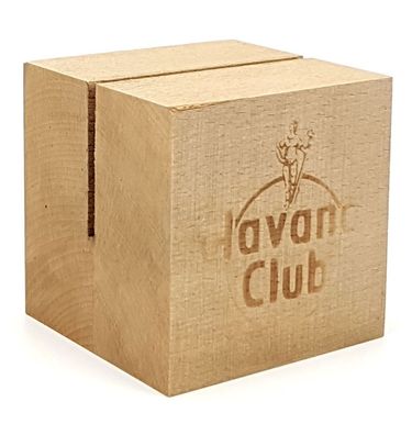 Havana Club Kartenhalter aus Holz