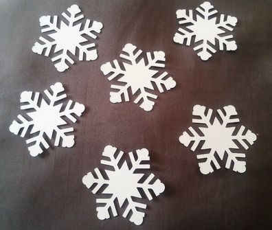 10 Schneeflocken in weiß aus Fotokarton zum Basteln und Dekorieren 6,2cm