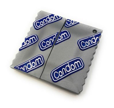 Kondom Verhütungsmittel Gag Funny USB Stick div Kapazitäten
