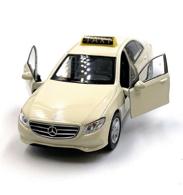 Mercedes Benz E-Klasse Taxi Beige Modellauto Auto Maßstab 1:34 (lizensiert)