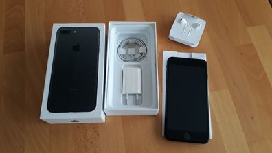 Apple iPhone 7 Plus 32GB matt-schwarz simlockfrei & iCloudfrei & neuwertig !