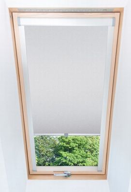 Velux PK06 94x118 Dachfensterrollo Thermo verdunkelnd hellgrau