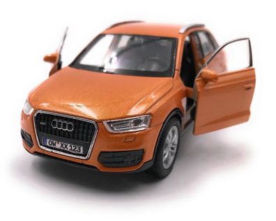 Audi Modellauto mit Wunschkennzeichen Q3 Kompakt SUV Orange Maßstab 1:34-39