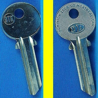 DL Schlüsselrohling 9TK für Tok, Trelock, Winkhaus Türzylinder / Normalprofil rechts