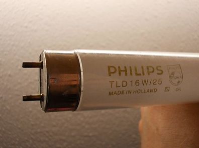 1x Starter + 1x Philips TLD 16W/25 Made in Holland LeuchtStoffRöhre 73,2 73,3 73,4 cm
