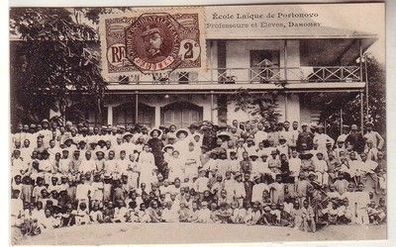 58924 Ak Dahomey École Laique de Portonovo Professeurs et Eleves um 1900