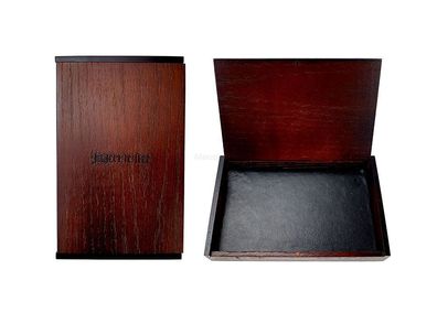 Jägermeister Box - Holzbox mit Magnetverschluss / Boden aus Lederoptik