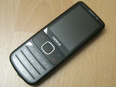 Nokia 6700 classic BLACK / ohne Branding / ohne Simlock Zustand * * WIE NEU * *
