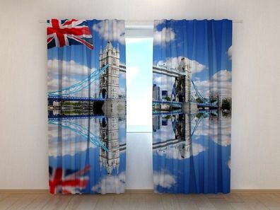 Fotogardinen "Flagge über Tower Bridge" Vorhang mit 3D Fotodruck, auf Maß