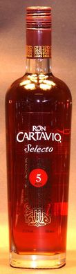 Ron Cartavio Selecto 5 Años in der 0,70 Ltr. Flasche aus Peru