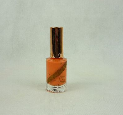 Catrice Limited Edition Marina Hoermanseder Nagellack C02 Nectarine Butterfly