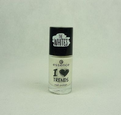 essence I love Trends The Whites Nagellack 40 true pearl-fection