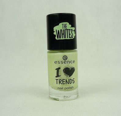 essence I love Trends The Whites Nagellack 46 candy clouds