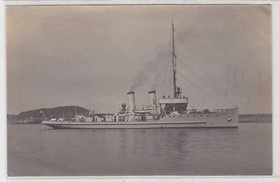 59700 Foto Ak Kiel Kriegsschiff auf Reede 1930
