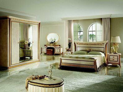 Bett royal königlich antik Schlafzimmer Polsterbett Barock Rokoko Designer Möbel