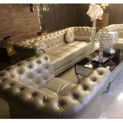 Design Chesterfield Sofagarnitur 3 + 2 + 1 Couchtisch Leder Silber Couch Polster Neu