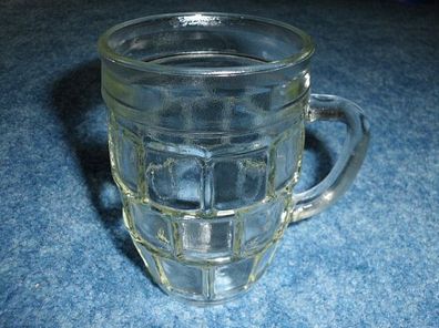 Glas aus Pressglas mit Henkel-Ostalgie Pur