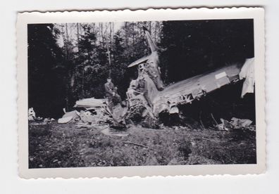 80601 Original Foto abgeschossenes französiches Flugzeug im 2. Weltkrieg
