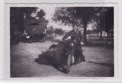 81596 Foto Oldtimer Motorrad BMW Wehrmacht mit Soldat 2. Weltkrieg