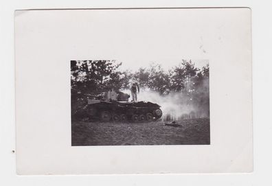90249 Original Foto zerstörter Panzer Tank im 2. Weltkrieg