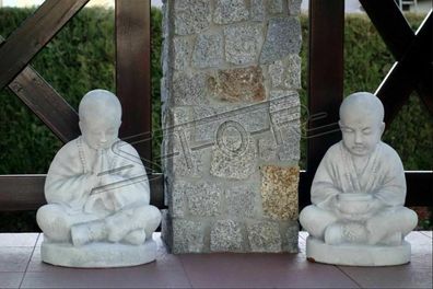 Buddha Skulptur in Steinoptik. Große Skulptur für Garten und Wohnbereich 101131