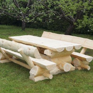 Holzgarnitur Norwegen