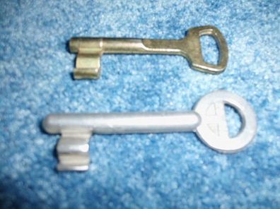 2 alte Schlüssel / Rohlinge DDR