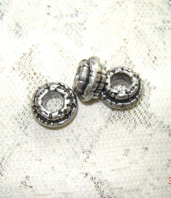 3 Stück große Perle Metalloptik mit Ornament 0,8cm lang 1,5cm Durchmesser