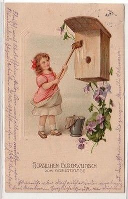 60341 Präge Glückwunsch Ak Kind putzt ein Vogelhäuschen 1916