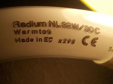 Radium NL32W/30C WarmTon z298 CE Ring Lampe NL 32 W / 30 C warm-weiss 3000 K T 9