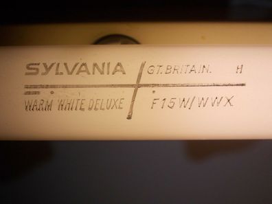 Sylvania Gt. Britain H Warm White Deluxe F15W/ WWX 45 cm Neon Fluorescent Tube T26