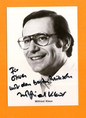 Wilfried Klaus , persönlich signierte Autogrammkarte (3)