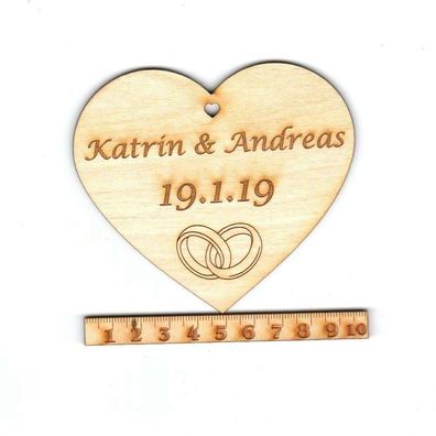 Holz Herz Namen vom Brautpaar und Datum Herz aus Holz 10 cm Hochzeitsgeschenk