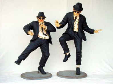 Blues Brothers tanzend lebensgroß 198cm für draußen aus GFK