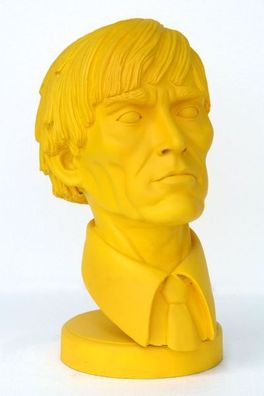 Andy Warhol Büste gelb lebensgroß 64cm für draußen aus Polyresin