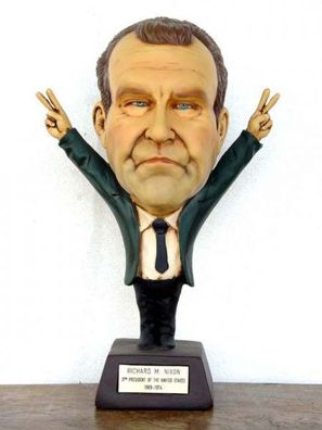 Richard M. Nixon Büste lebensgroß 47cm für draußen aus Polyresin