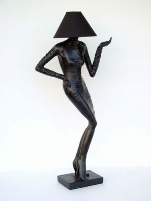 Moderne Lady Lampe Schwarz lebensgroß 189cm für innen aus GFK
