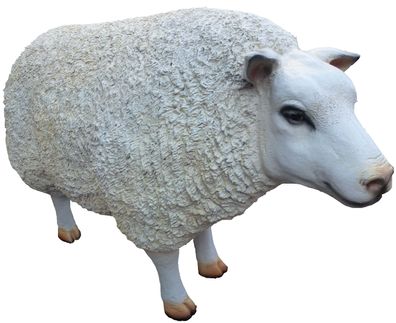 Schaf lebensgroß 77cm fér draußen aus Polyresin