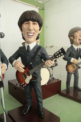 Harrison - Beatles lebensgroß 135cm für draußen aus GFK