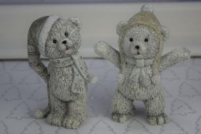 2 Bären mit Mütze und Schal aus Poly 10 * 5 * 12 cm Advents und Weihnachtsdekoration