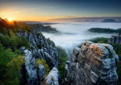 XXL Poster 100 x 70cm (S-842) Elbsandsteingebirge beim Sonnenaufgang im Nebel