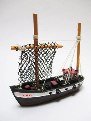 Schiff Modell Fischkutter Nordsee LEA 11 cm Polyresin ship Collector