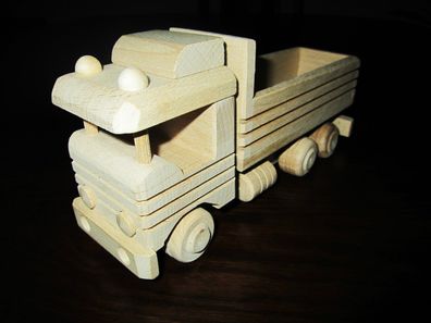 Kipper LKW Truck Laster TIR Lastwagen Auto Automodell Holzmodell Modellauto Holz