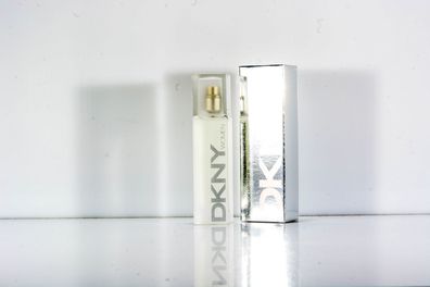 Donna Karan DKNY Woman Eau de Parfum Spray 30 ml