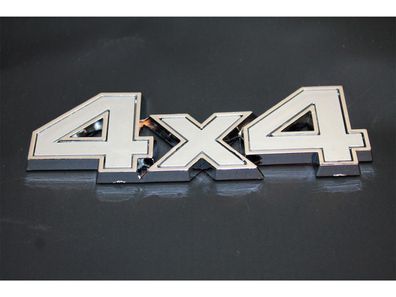 Emblem Zierschild "4x4" 3D Steeloptik Chrome Border zum Aufkleben
